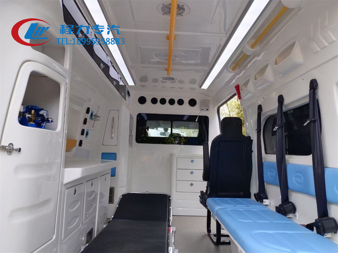 福特Pro福星頂救護(hù)車（自動(dòng)擋）