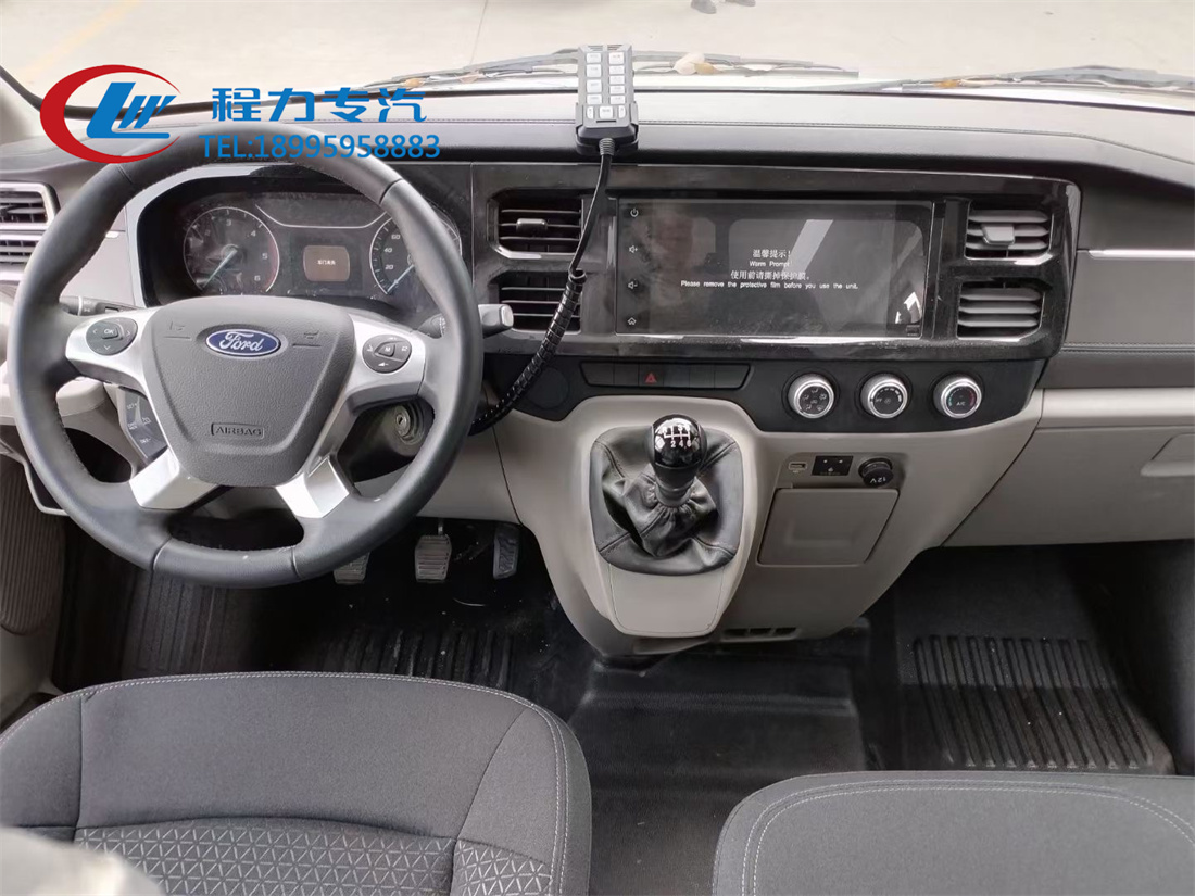 福特Pro福星頂救護(hù)車（自動(dòng)擋）